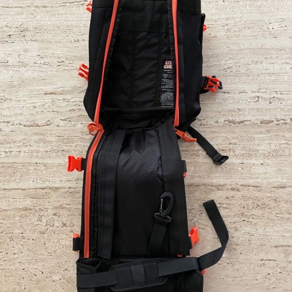 Little Chonk Maxine One Dog Backpack - Picture 4 of 4